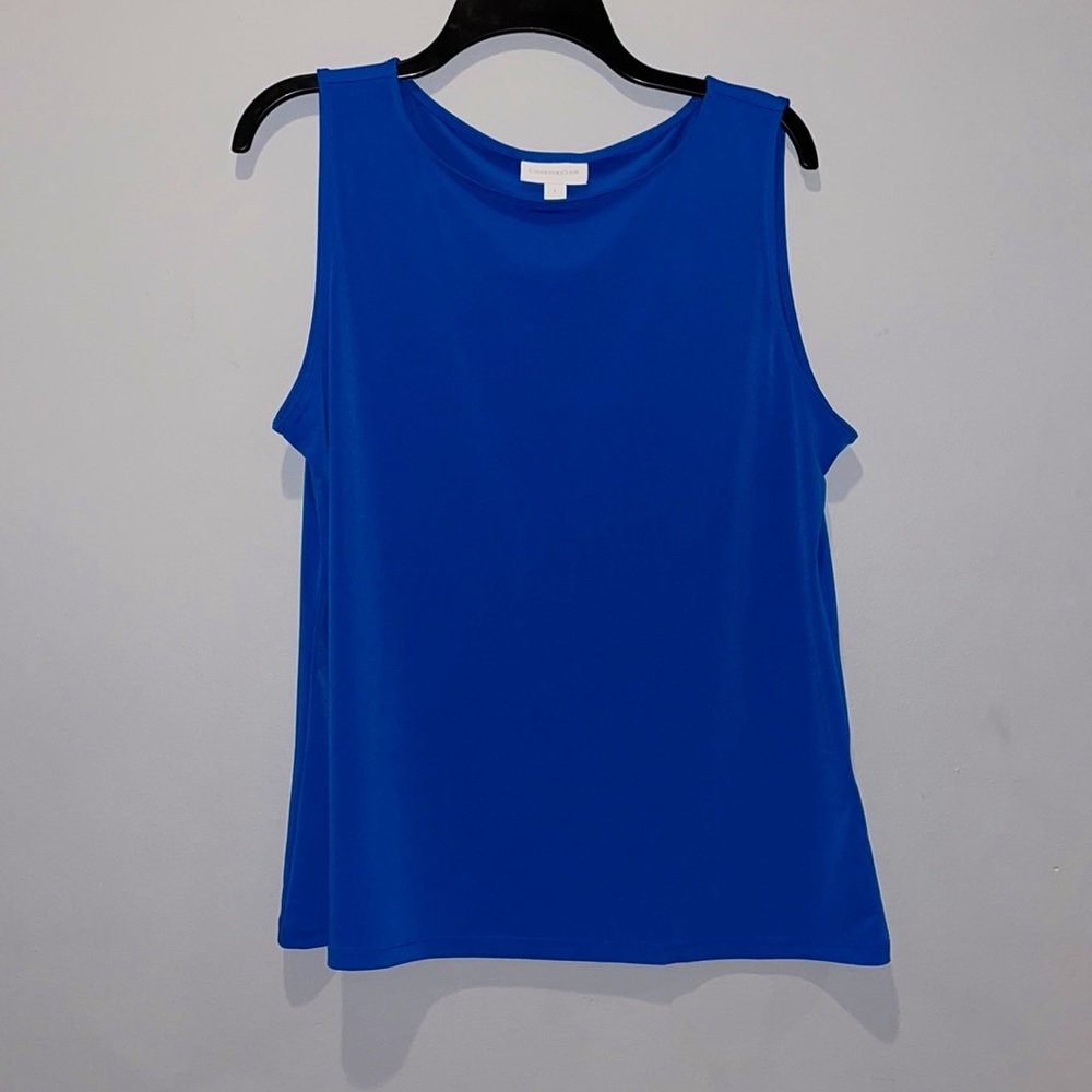 Women’s Charter Club size L blue sleeveless shirt